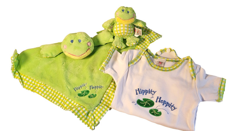 Happy Hoppy Frog Baby Gift Set 3-Piece – Blanket, Rattle & Bodysuit (3-6 Months)