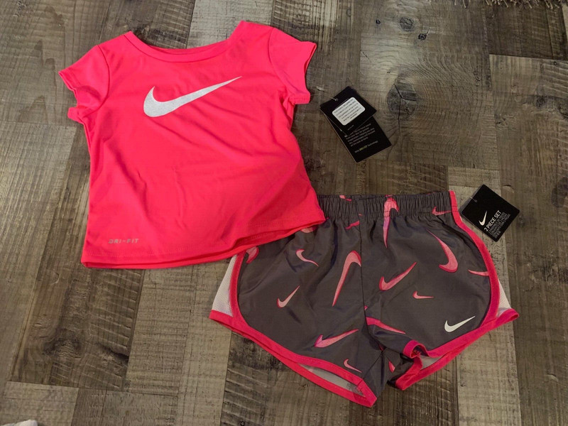 NEW Nike Infant Baby Girl 2 Piece Shorts Set, Pink, Gray, DRI-FIT 24 months