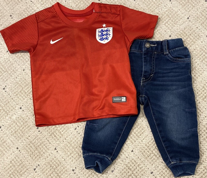 Nike World Cup 2014 England Football Soccer Jersey Shirt + Levi Jeans 12 Months