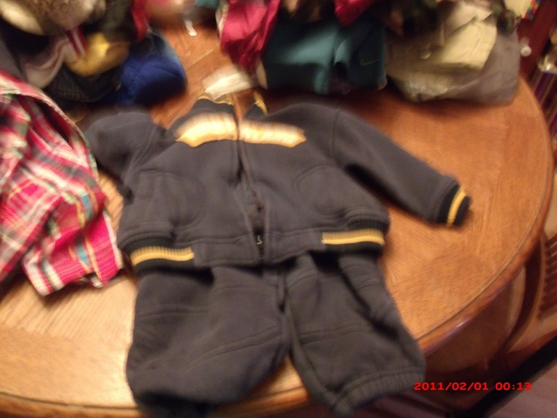 +*TODDLER BOY TIMBERLAND 2 PC SET 18 MONTHS E 322+ gallery