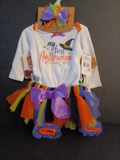 NEW BABY ESSENTIALS «MY FIRST HALLOWEEN» THEMED 4-PIECE SET, 3 Months Girls