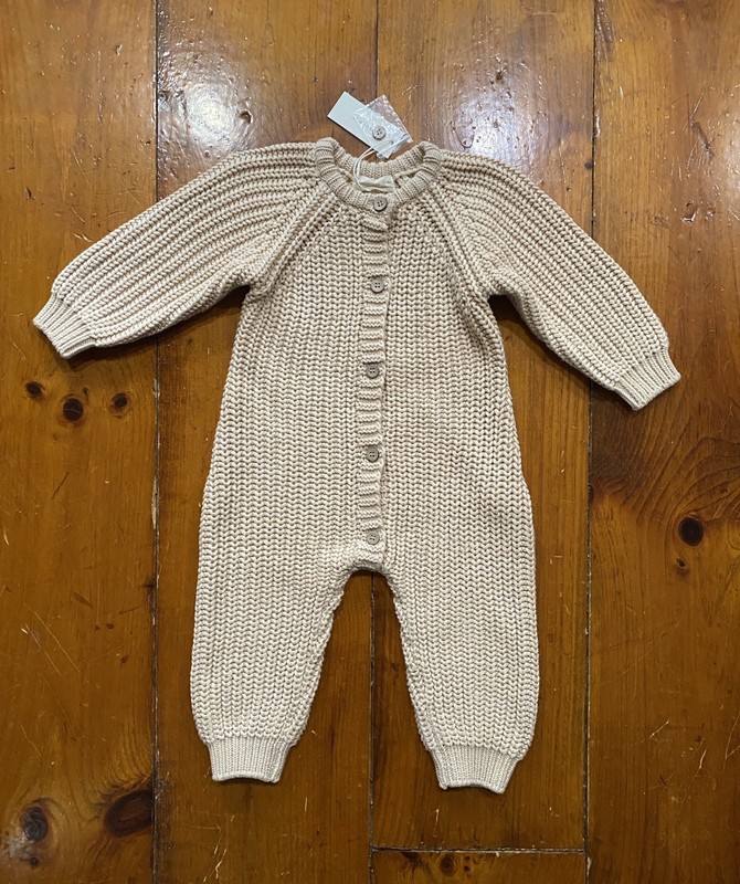 Quincy Mae 12-18 Months Chunky Knit Jumpsuit Beige Neutral Slouchy Cozy Ribbed