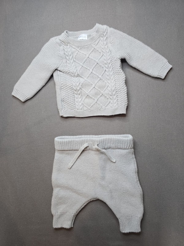 Carter's Newborn Knit Sweater Pant Set Gray Cable Knit Baby Outfit Unisex NB gallery