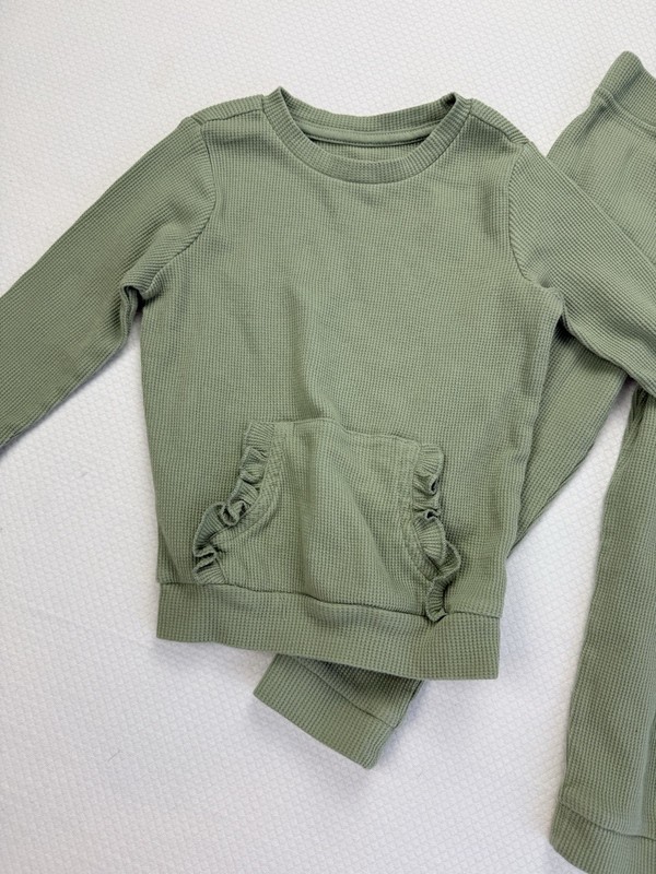 NEW Garanimals Green Solid Cotton/Polyester 2 Piece Set Outfit Size 3T gallery