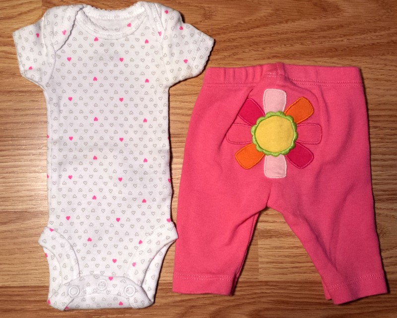 Girl’s Size P Preemie Two Pc White/ Gray Heart Top & Gymboree Pink Floral Pants