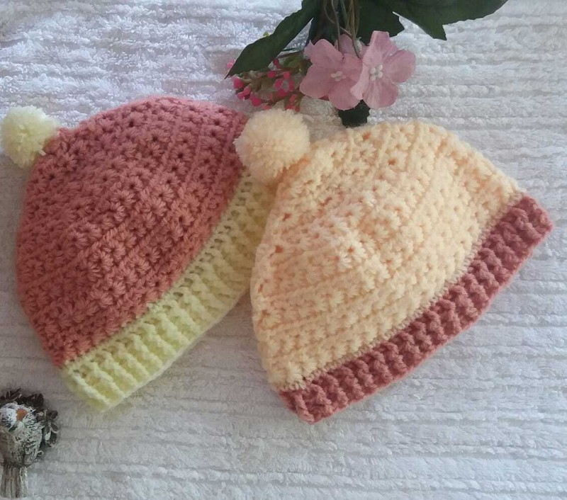 BABY SET WITH HAT AND SHOES 0-3 MONTHS BABY GIRLS AND BOYS PRETTY HAND KNITTED gallery
