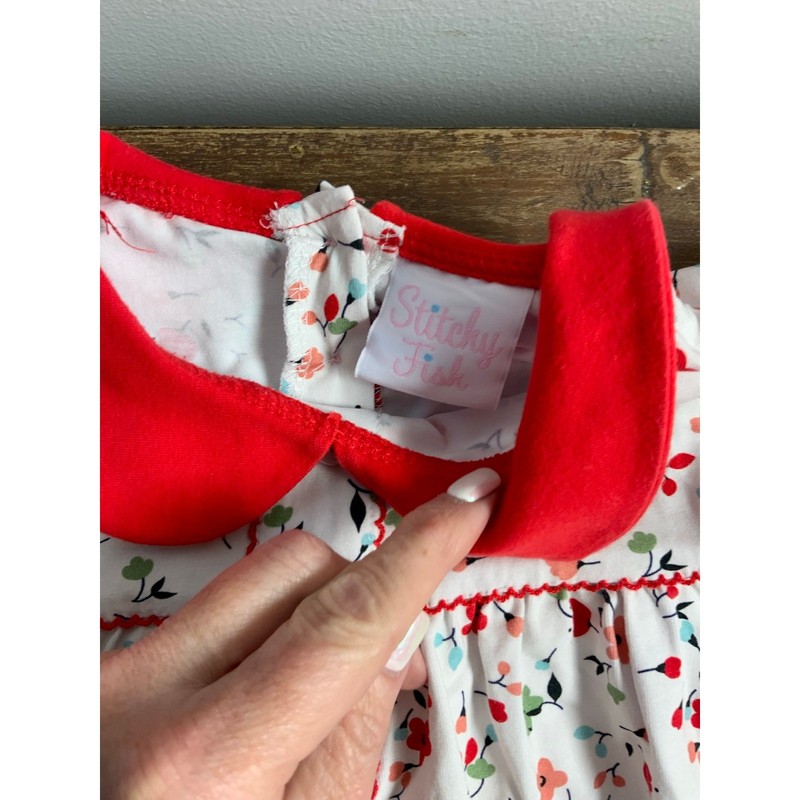 Stitchy Fish 2pc Girl's outfit size 4T gallery