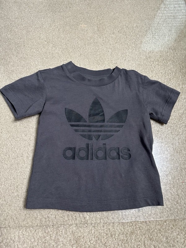 ADIDAS BLACK GREY 2 PIECE SHORT SET T SHIRT INFANT 9-12 MOS $45 gallery