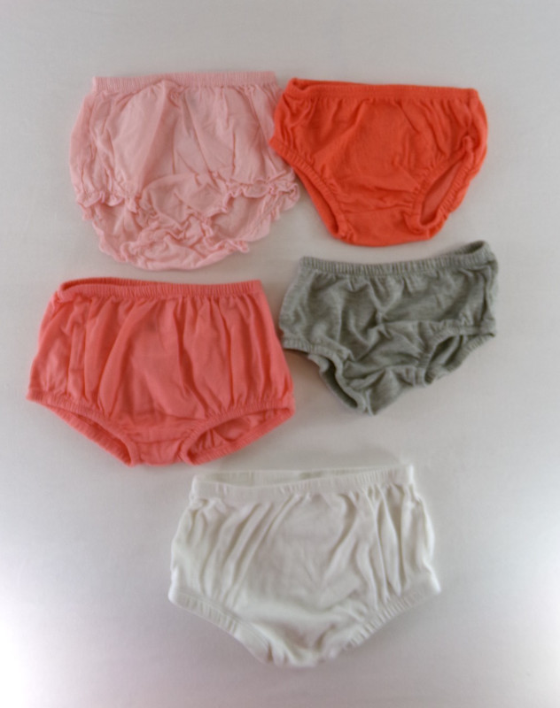 5 Piece Cute Orange, Pink, White, and Gray Diaper Cover Set Size 12 Months – EUC