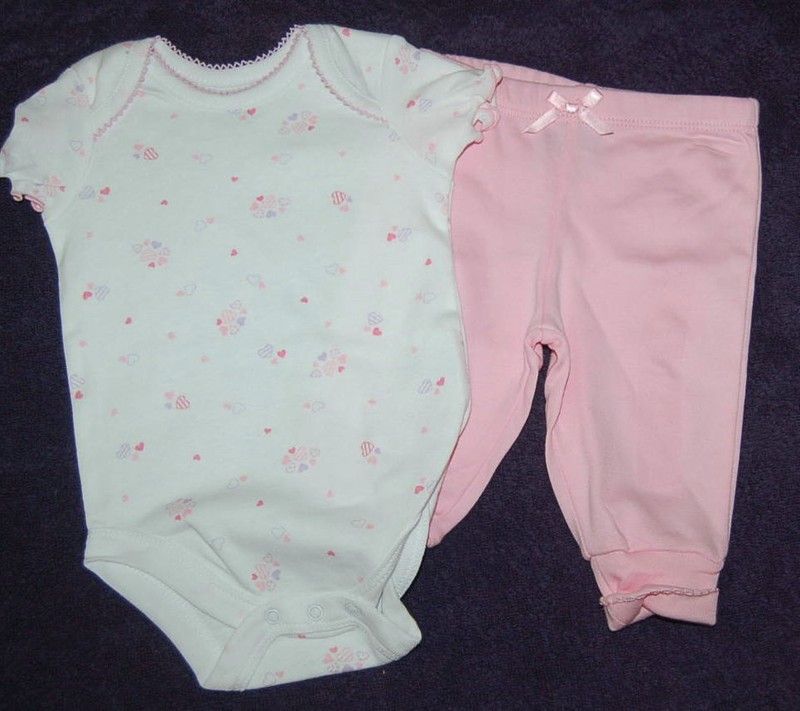 Baby Girls Outfit WHITE BODYSUIT T-SHIRT Pink Hearts PANTS Knit NB 0-3 3-6 24 MO