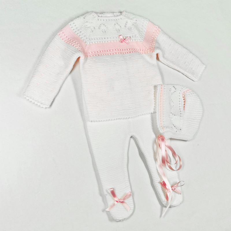Newborn Baby Knit Outfit, Embossed Leaf (Pink) gallery