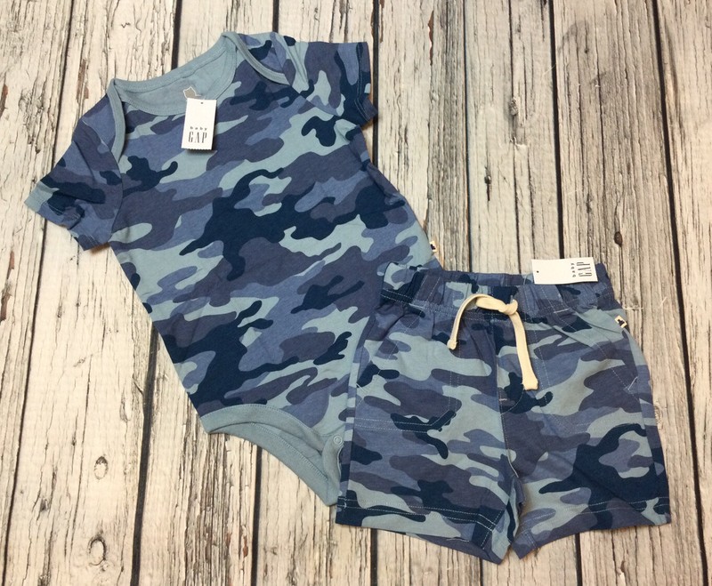 Baby Gap Boys 18-24 Months Blue Camouflage Shirt & Shorts Outfit. Nwt
