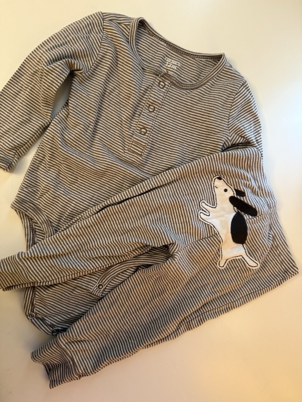 Super cute baby toddler 12 Month Baby Outfit Set Used Carter’s Super Cute Unisex