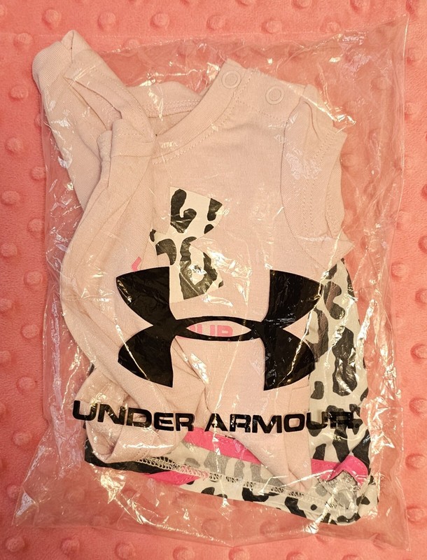 Baby Girl Size 0-3 Months 2-Piece Shorts Set Under Armour Pink New In Packaging