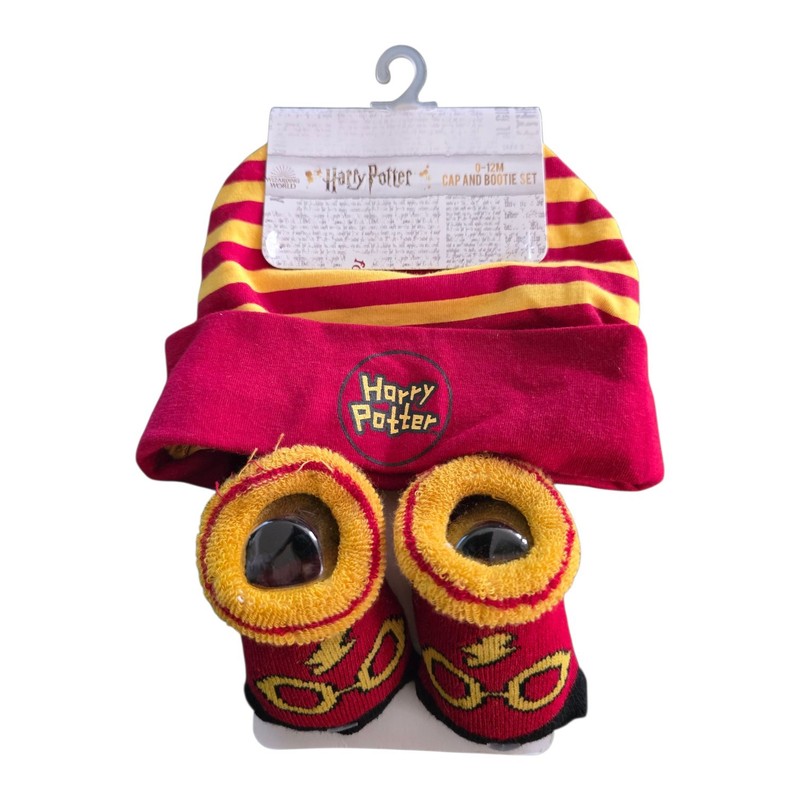 Harry Potter Hat and Bootie Sock Gift Set Newborn Baby Accessories 0-12 Months