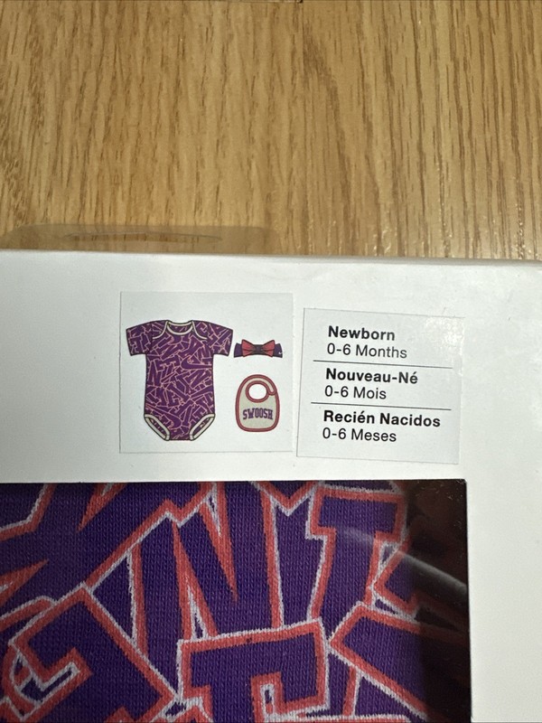 NIB Nike Swoosh Newborn 3 Piece Set Bodysuit Headband Bib Pink Purple Giftbox gallery