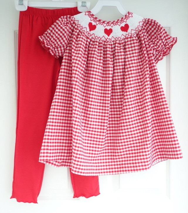 NWT Classic Whimsy Smocked Valentine’s Day Heart Outfit Girl’s Size 2T