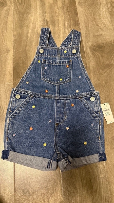 NEW Baby Gap Toddler Girls Flower Embroidered Denim Jeans Overalls 12-18 Months