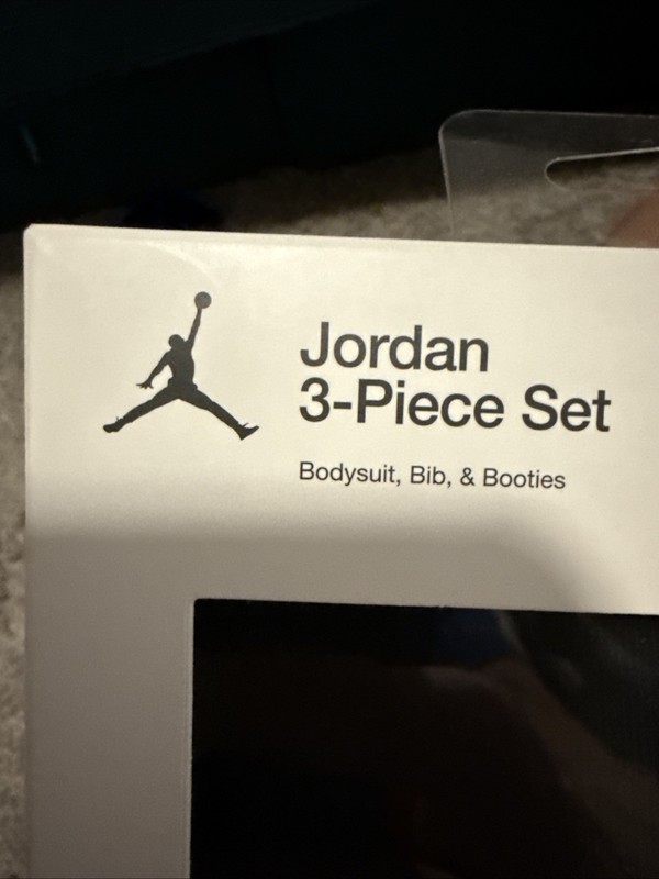 Nike Jordan Black Red 3 Pc Set Bodysuit BOOTIES Bib 6-12 Mos Basketball New gallery