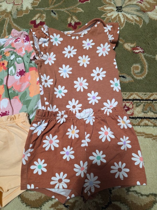 Baby Girls Sz 9m Lot Of 3 Summer Outfits gallery