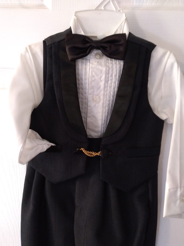 NEW INFANT Boys 4 pcs Tuxedo Romper Set Sz M(6-12 Months) Black gallery