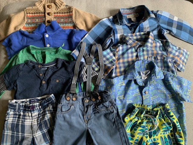 Lot of 10 Boy’s Toddler 12-18M Shirts, Shorts, Sweater, Clothes Gap LOGG H&M