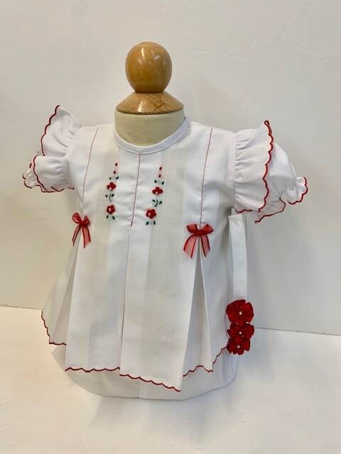 Will’beth Newborn Girl Red & White Embroidered Diaper Set Headband Sz0 NWT