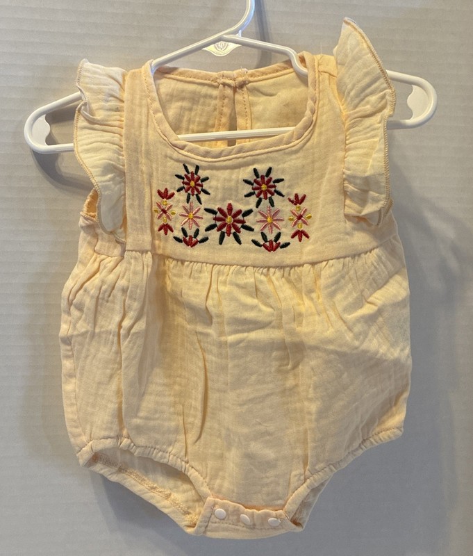 Infant Outfit 1-3M Cute Outfit W Snaps